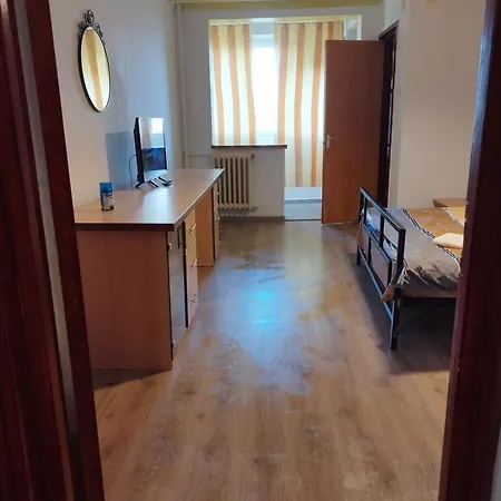 Lucretiu Patrascanu,y2! Apartment